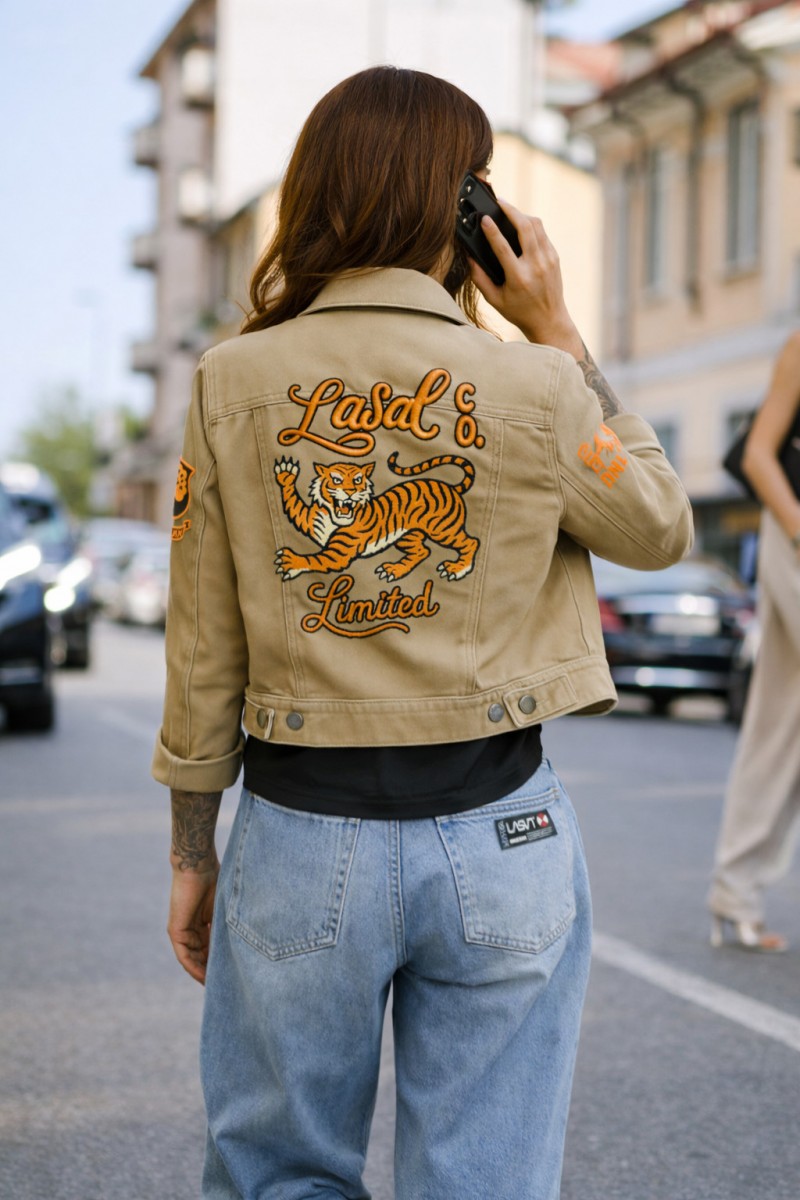 Cazadora denim de mujer... 2